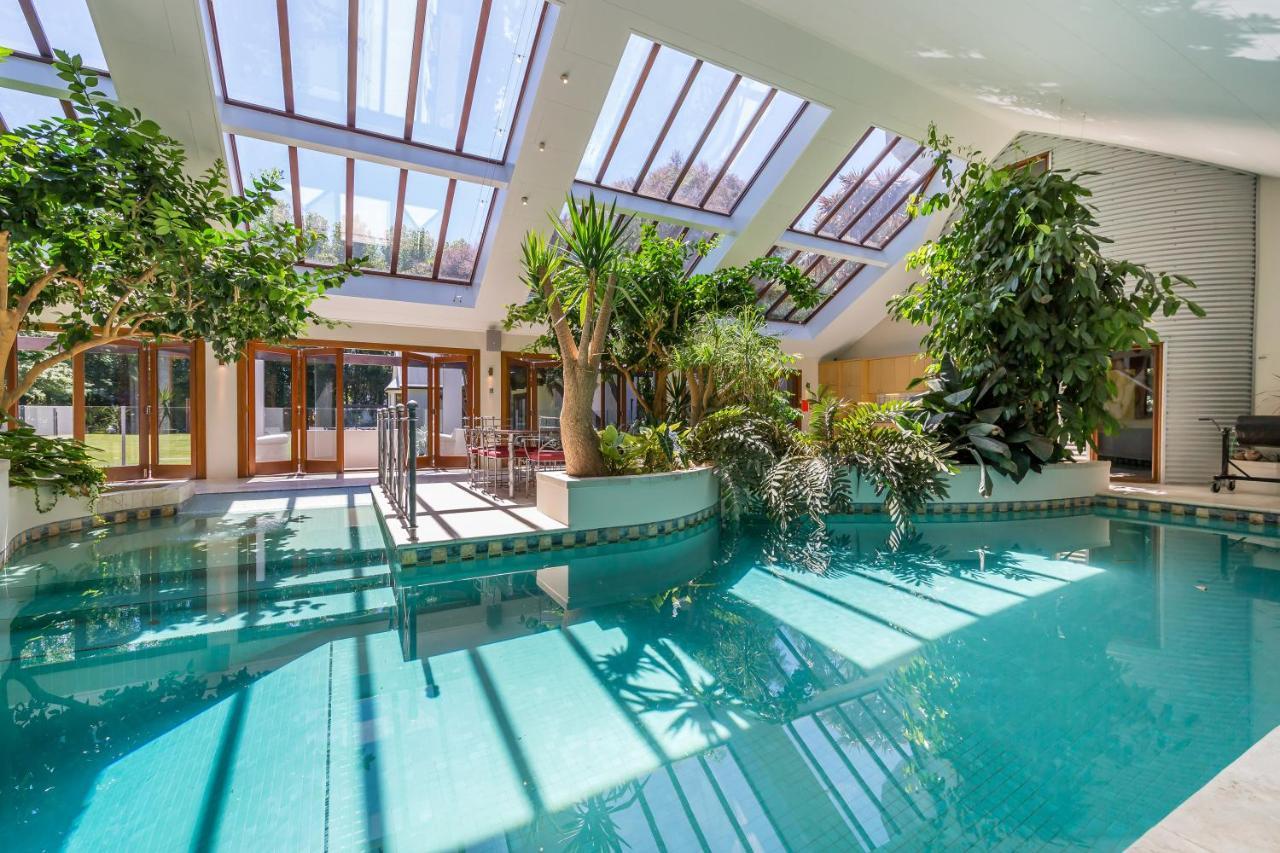 Bond Estate Luxury Accommodation Christchurch Kültér fotó
